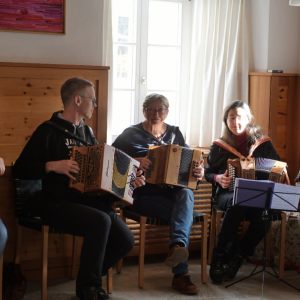 20. Tiroler Bordunmusik-Seminar Maria Waldrast - Seminarabschluss am 8.1.2023